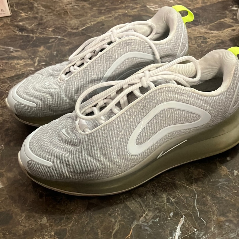 Airmax 720 NIKE Womens